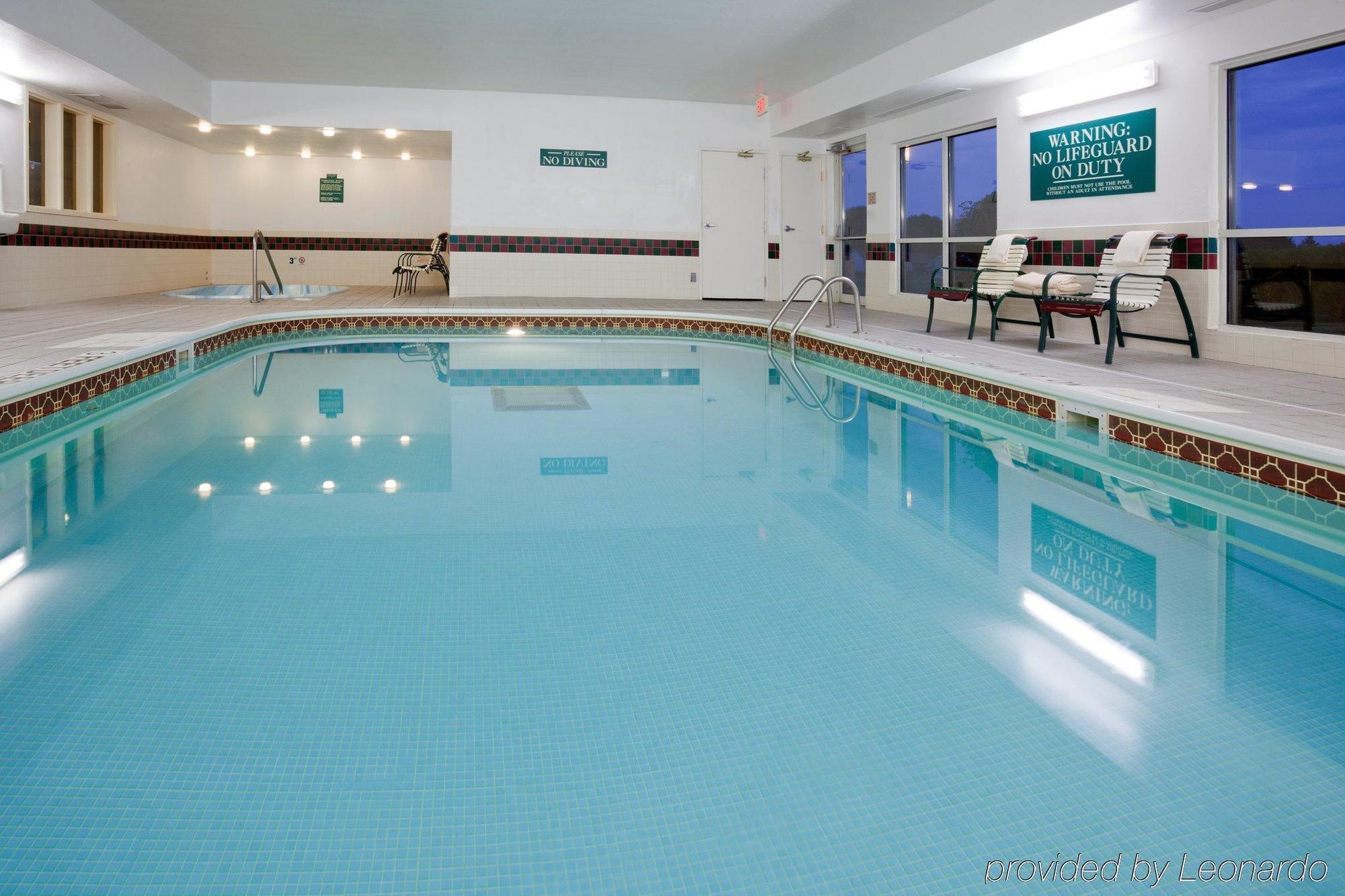 Country Inn & Suites By Radisson, Owatonna, Mn מראה חיצוני תמונה